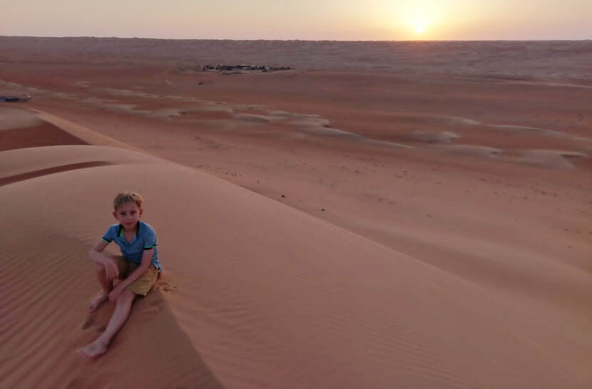 Een kind vertelt: hoe is het als je moeder ambassadeur in Oman is?