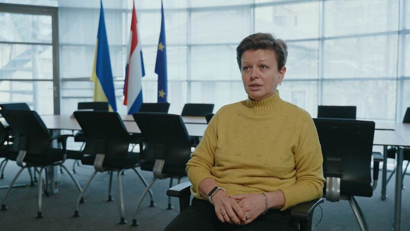 Natalya Vasilchenko van de afdeling Algemene Zaken op de ambassade in Kyiv.
