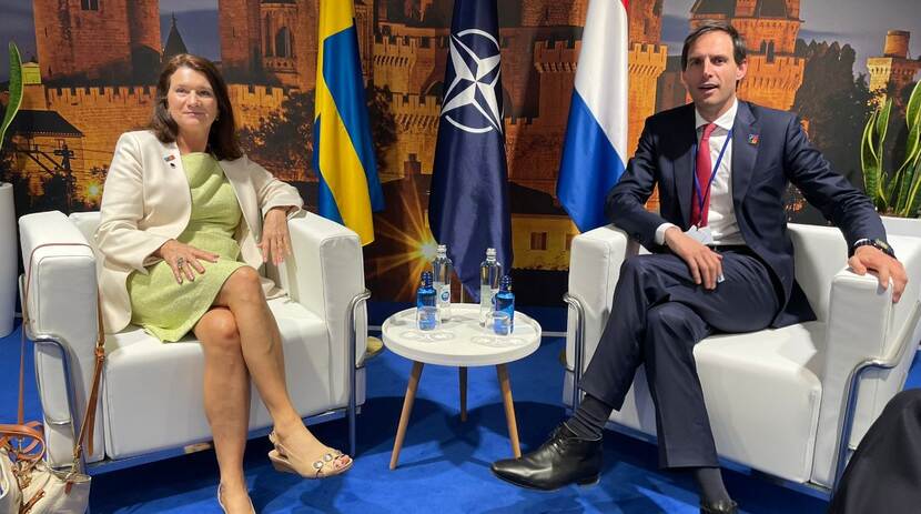 Minister Hoekstra NAVO-top Madrid