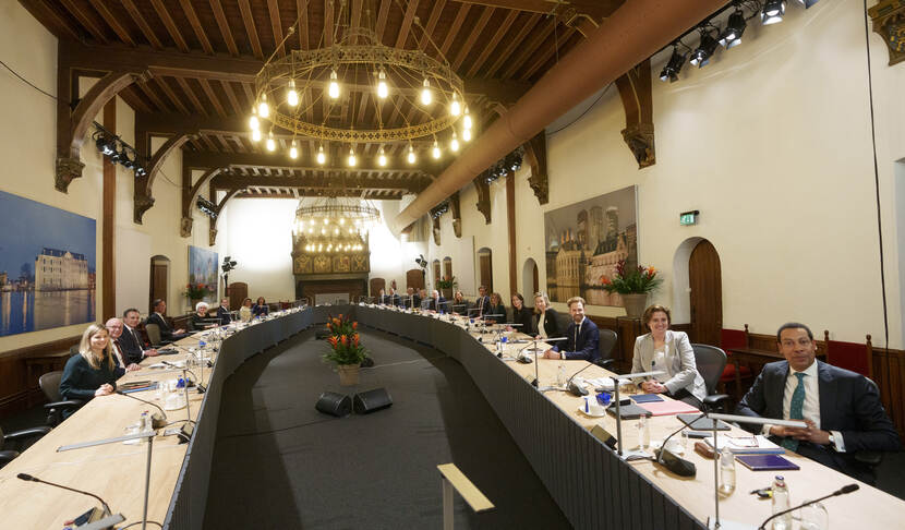 Eerste ministerraad van het kabinet-Rutte IV op 10 januari 2022